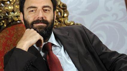 Sport e figurine a Modena: domani un incontro con Neri Marcorè