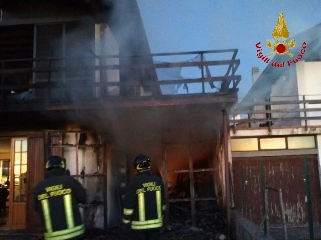 L'intervento dei vigili del fuoco a Marliana 