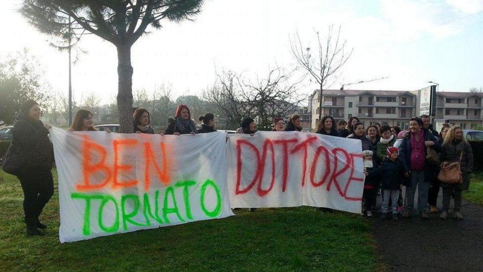 Latte e vacanze, pediatri dal giudice