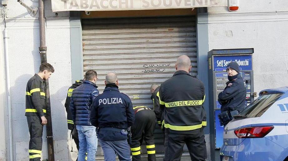 Saracinesca bloccata dal tentato furto