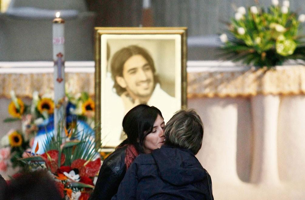 Processo Morosini: "I tre medici condannati dovevano usare il defibrillatore" 