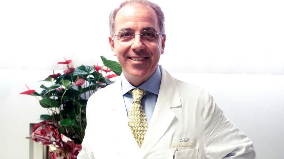 Corruzione, patteggia ex primario del Lotti