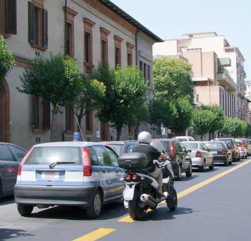 Derubato giovane disabile mentre va al centro Asl 