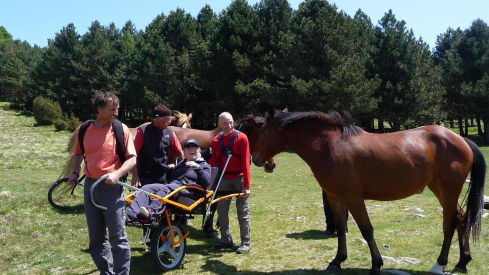 La montagna ora è a misura di disabili Grazie al Cai