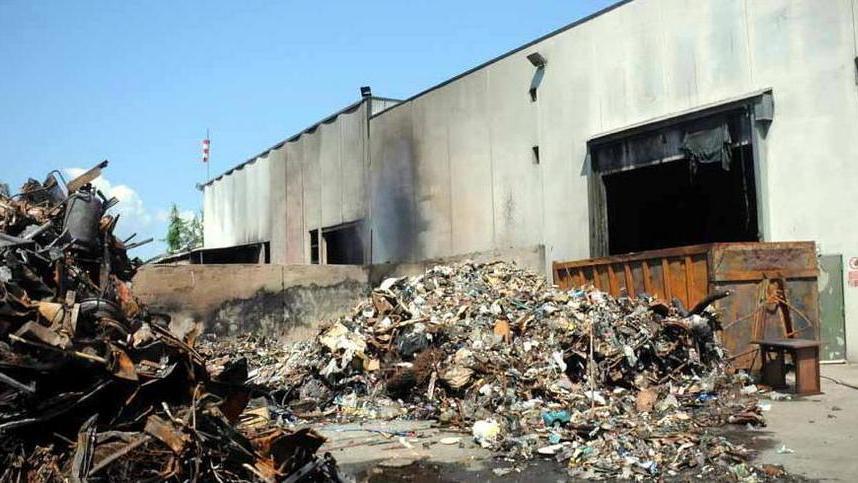 Riparte la Costa Mauro In dieci subito al lavoro