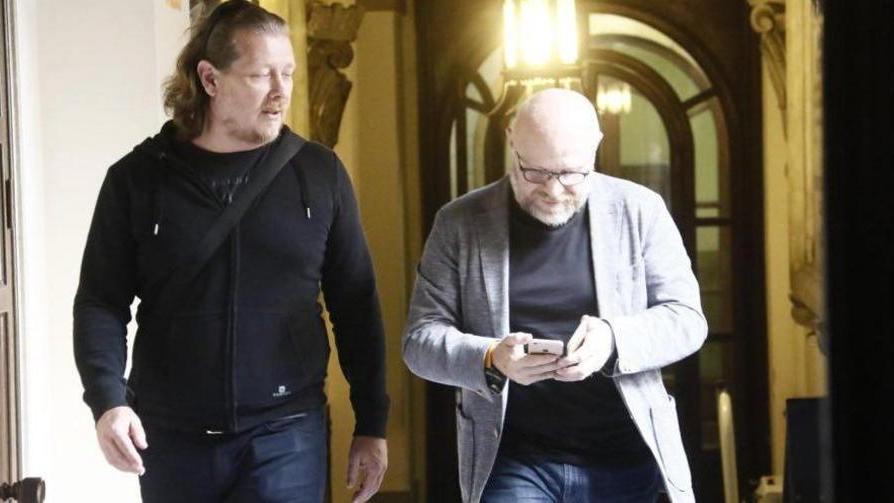 Inchiesta Aamps, no alla perizia sui pc di sindaco e assessore