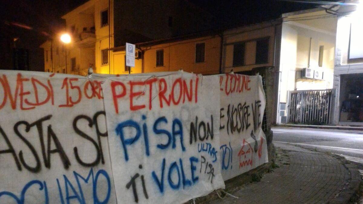 Riesplode la protesta dei tifosi: se Petroni non vende, il Pisa non gioca