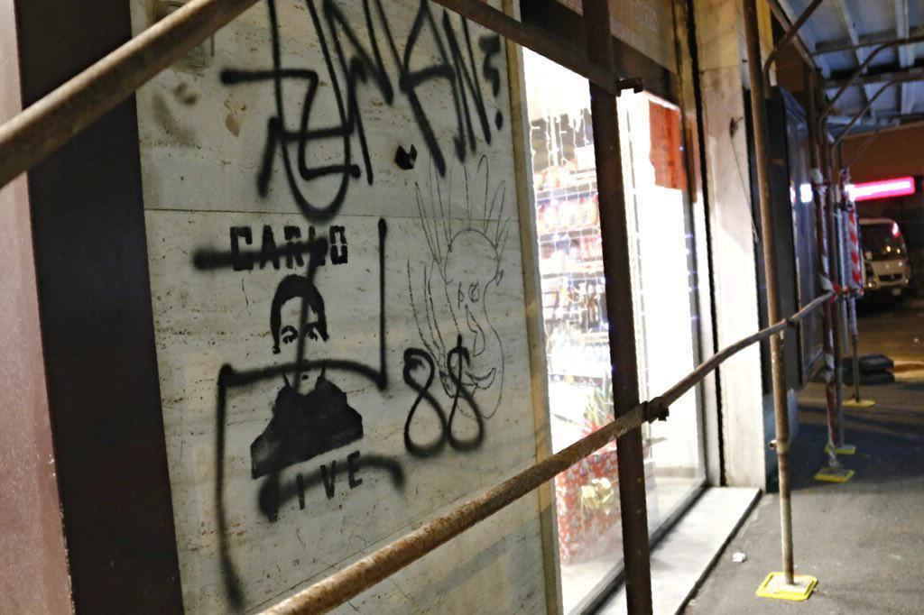 Nuove svastiche scoperte in centro a Livorno, caccia all’autore 