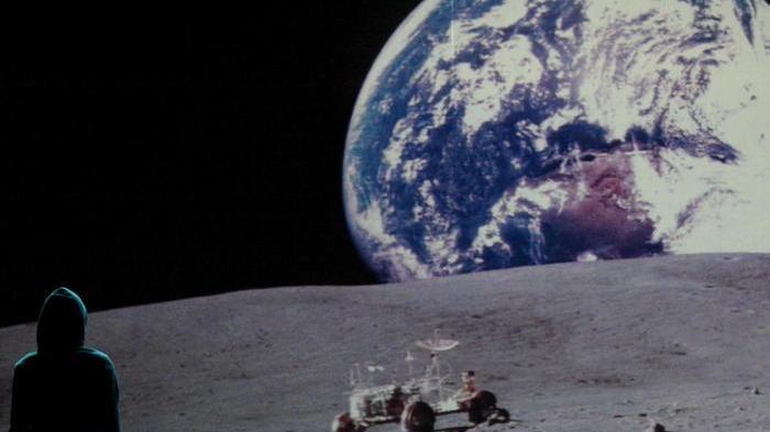 “Be Normal”, la cronaca di una giornata impossibile
