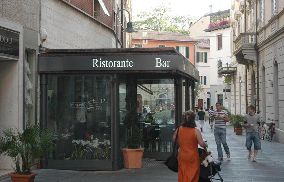 Contrordine: sì ai gazebo nel centro 