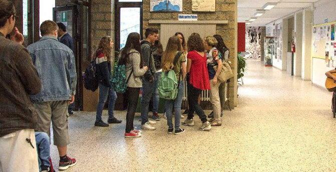 Il Carducci invita i ragazzi delle medie 