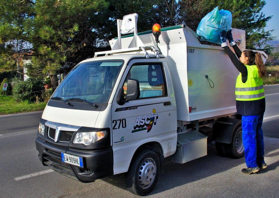 Porcari, scende la tariffa rifiuti 