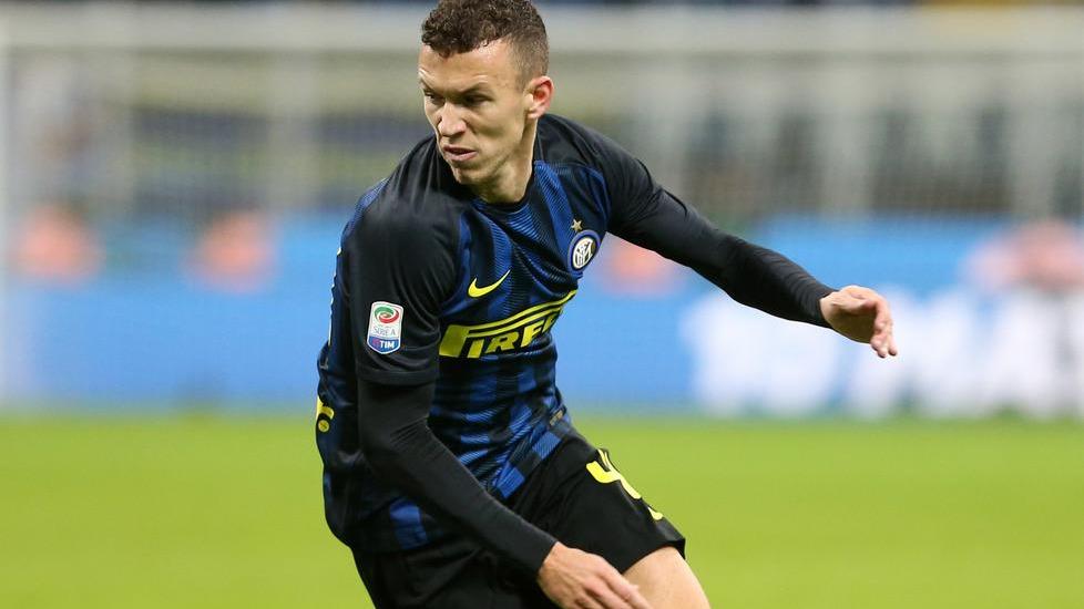 Pioli pensa a Perisic, davanti Icardi
