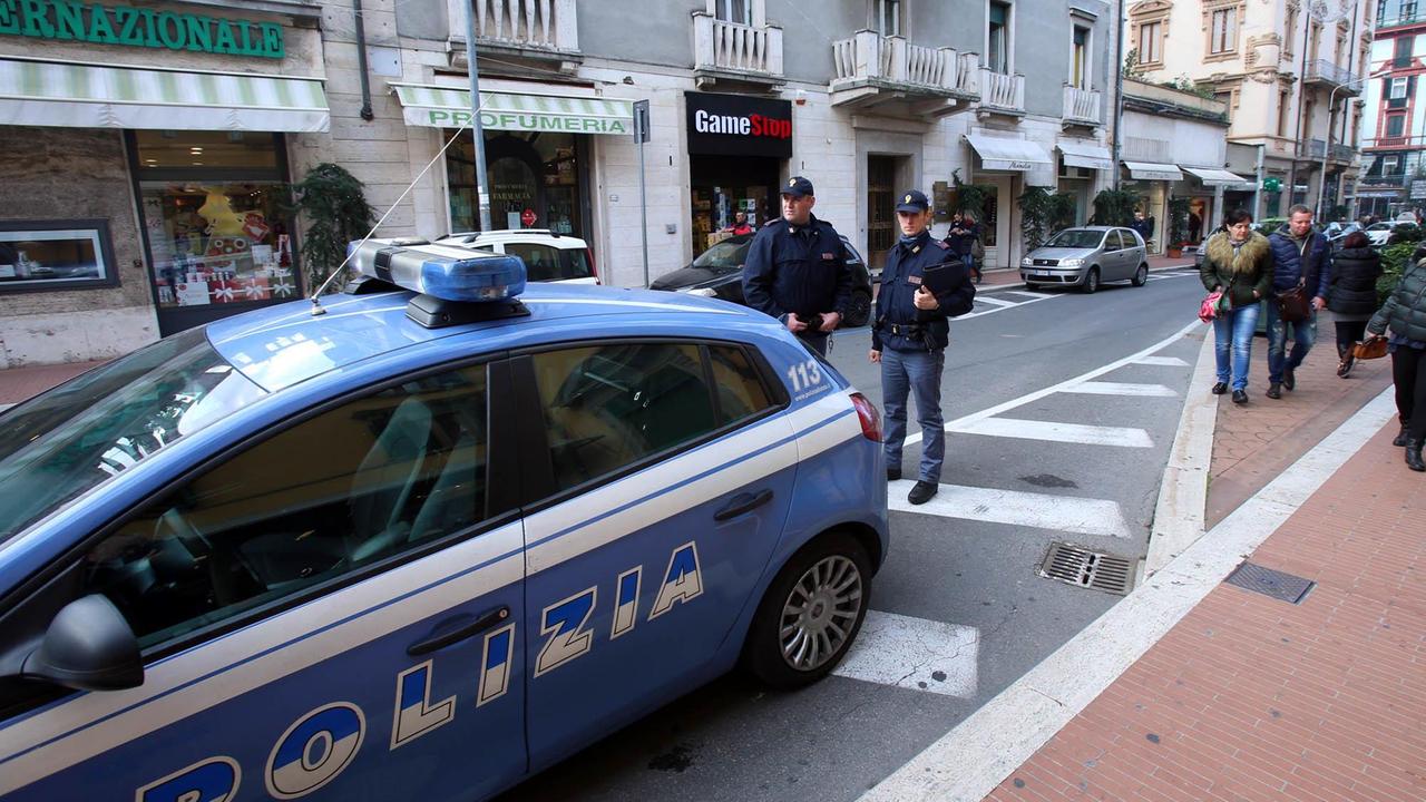 Montecatini, picchiata e minacciata per ore in casa da un cliente