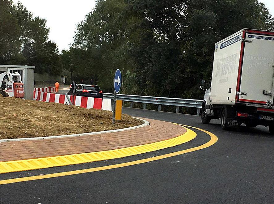 Oggi apre la rotatoria in viale Europa 