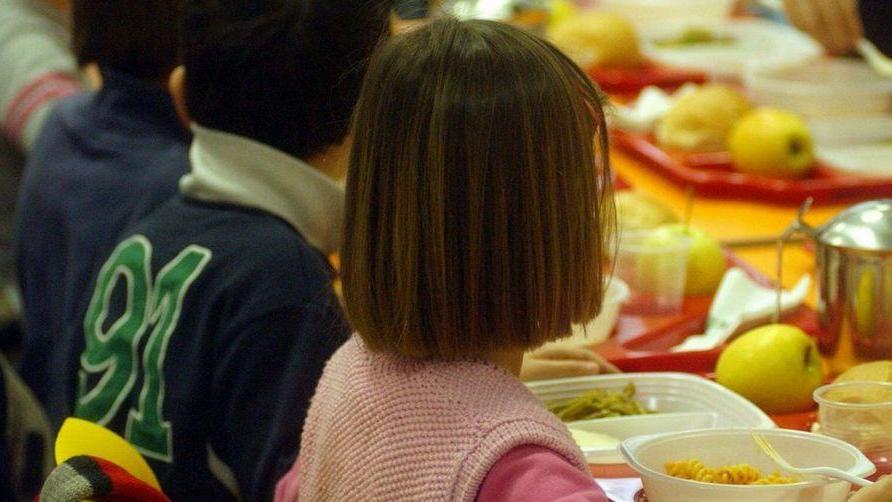 Le mamme bocciano il cibo delle mense