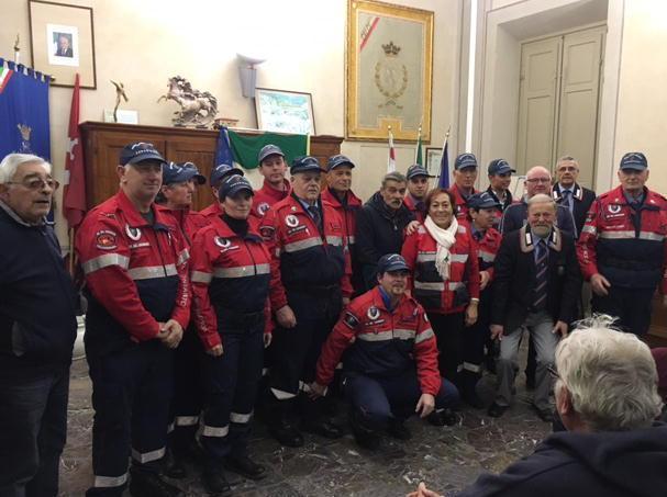 Decine di carabinieri al brindisi di fine anno