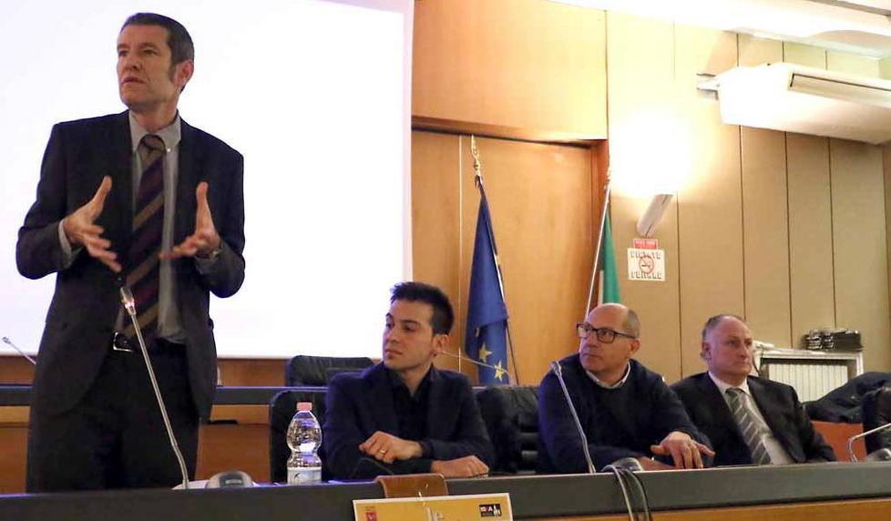 Diritti e lavoro: storia del movimento sindacale apuano
