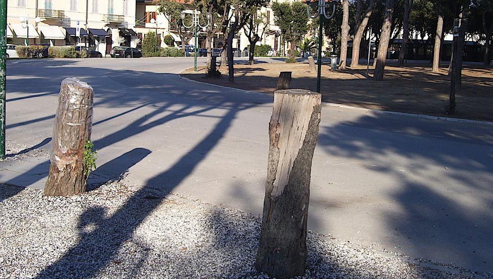 Piazza Marconi bersaglio dello scontro elettorale 