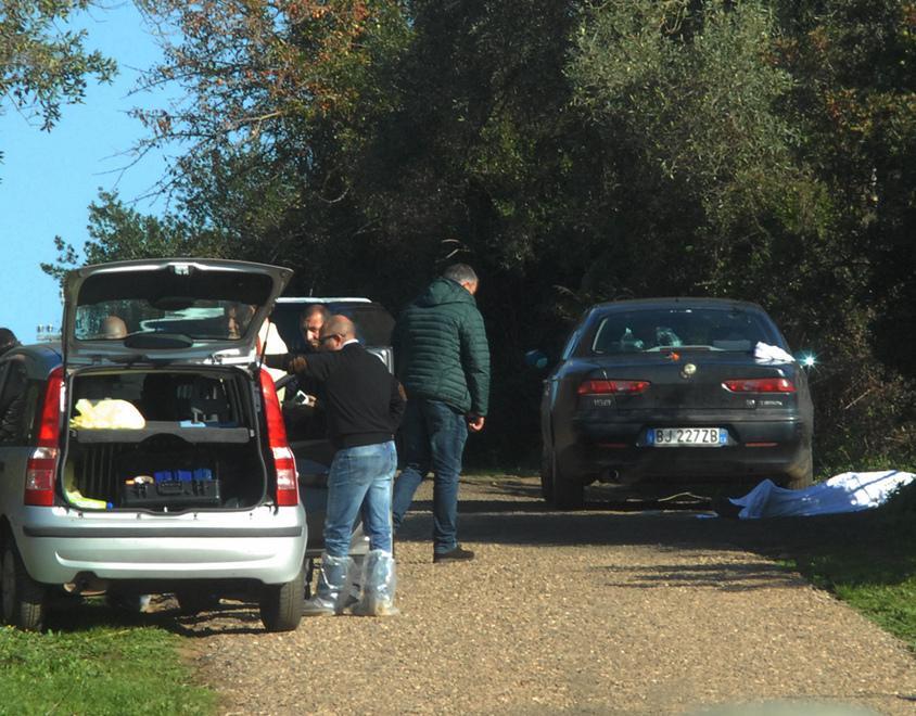 La caccia al killer parte dall’ultimo messaggio 