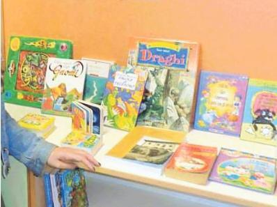 Pronto soccorso, gli scaffali tornano a riempirsi di libri