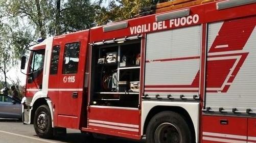 Donna incinta scivola, salvata dai pompieri