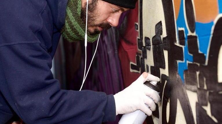 Uno dei writer in azione
