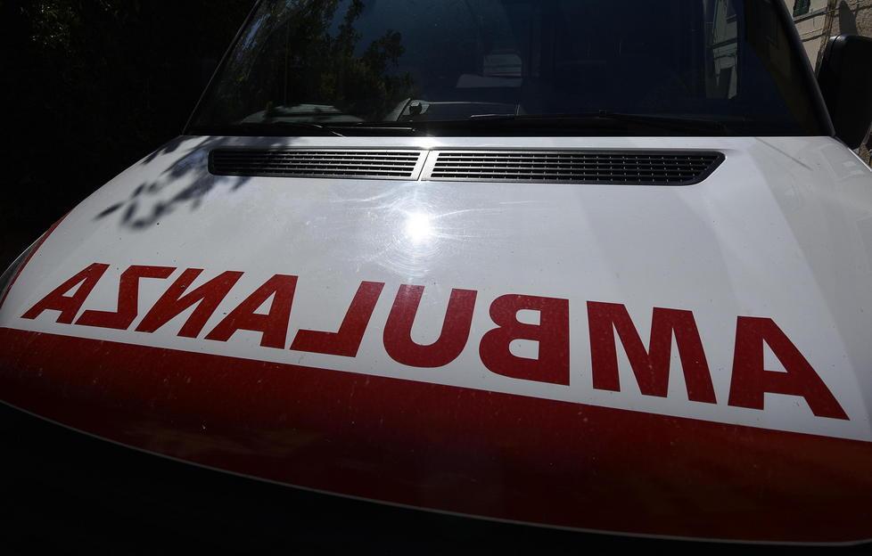 Un'ambulanza