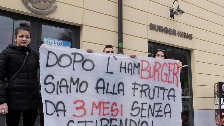 «Dopo le 18 è il Bronx, e la clientela è crollata»