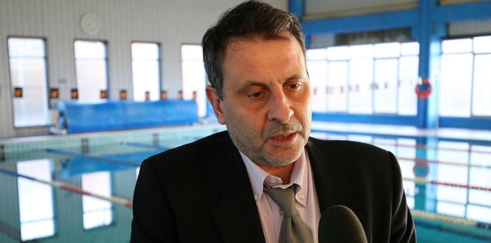 Piscina Marchi, pressing degli utenti su Oreste Giurlani 