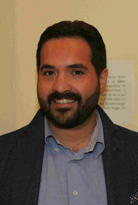 Bando per l’addetto stampa sotto tiro 