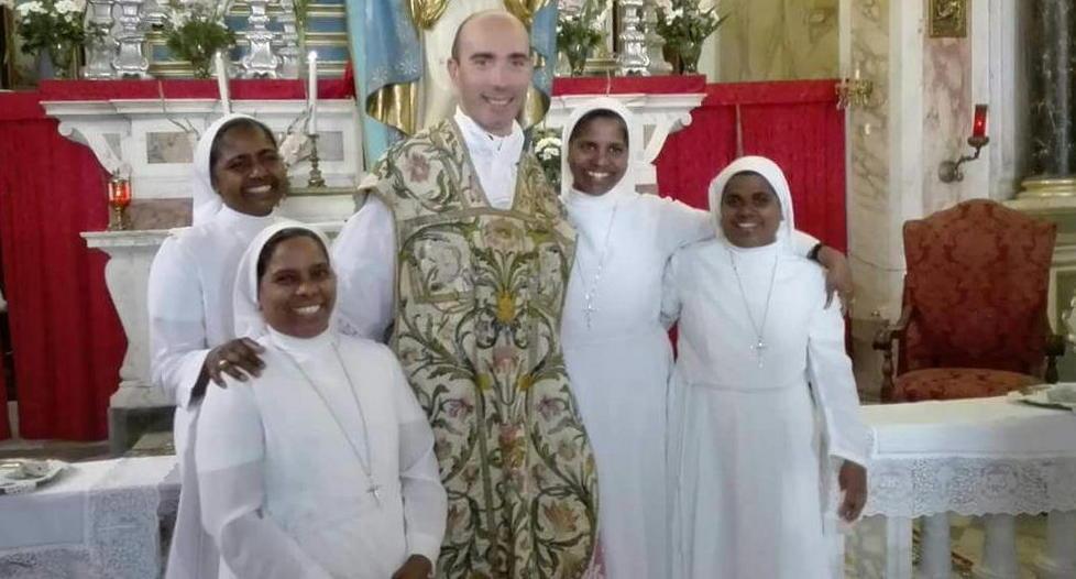 Artemisia pensa in grande Due immobili e nuovi servizi 