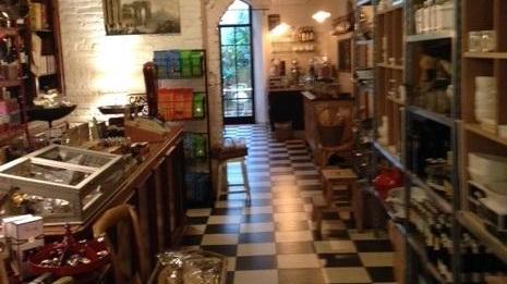 Memorie, una bottega caffè d’altri tempi