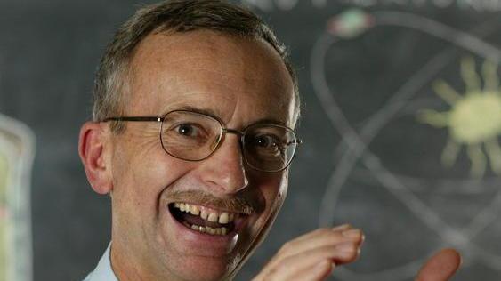 Ecco il prof. Fochi l’uomo della chimica si racconta ai ragazzi