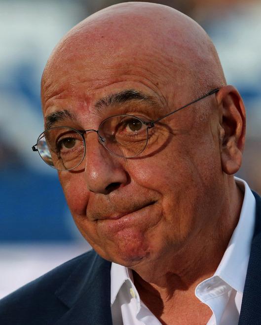 Milan a piedi, Galliani: «Volo oggi o non giochiamo la Supercoppa» 