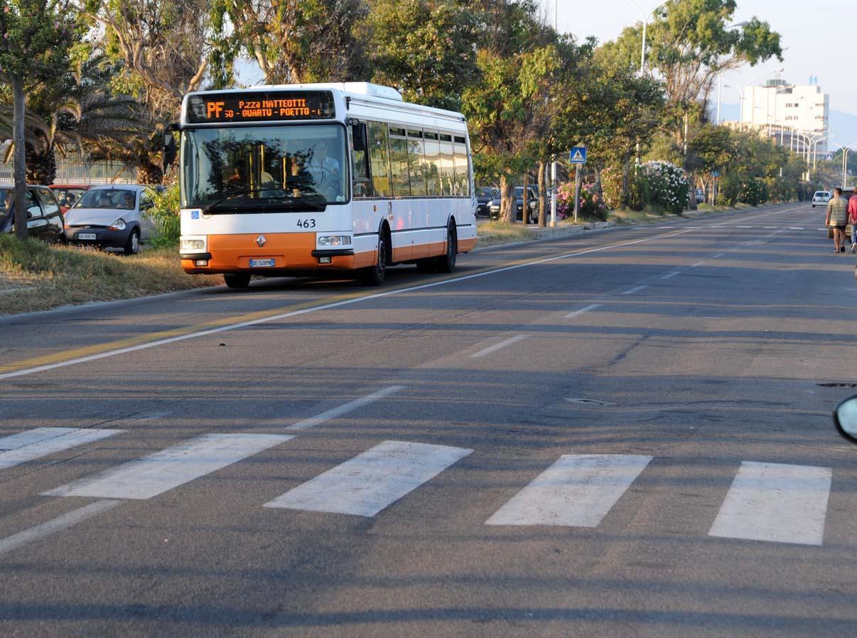 Cagliari, sul bus Ctm concerti natalizi e giochi per i bimbi