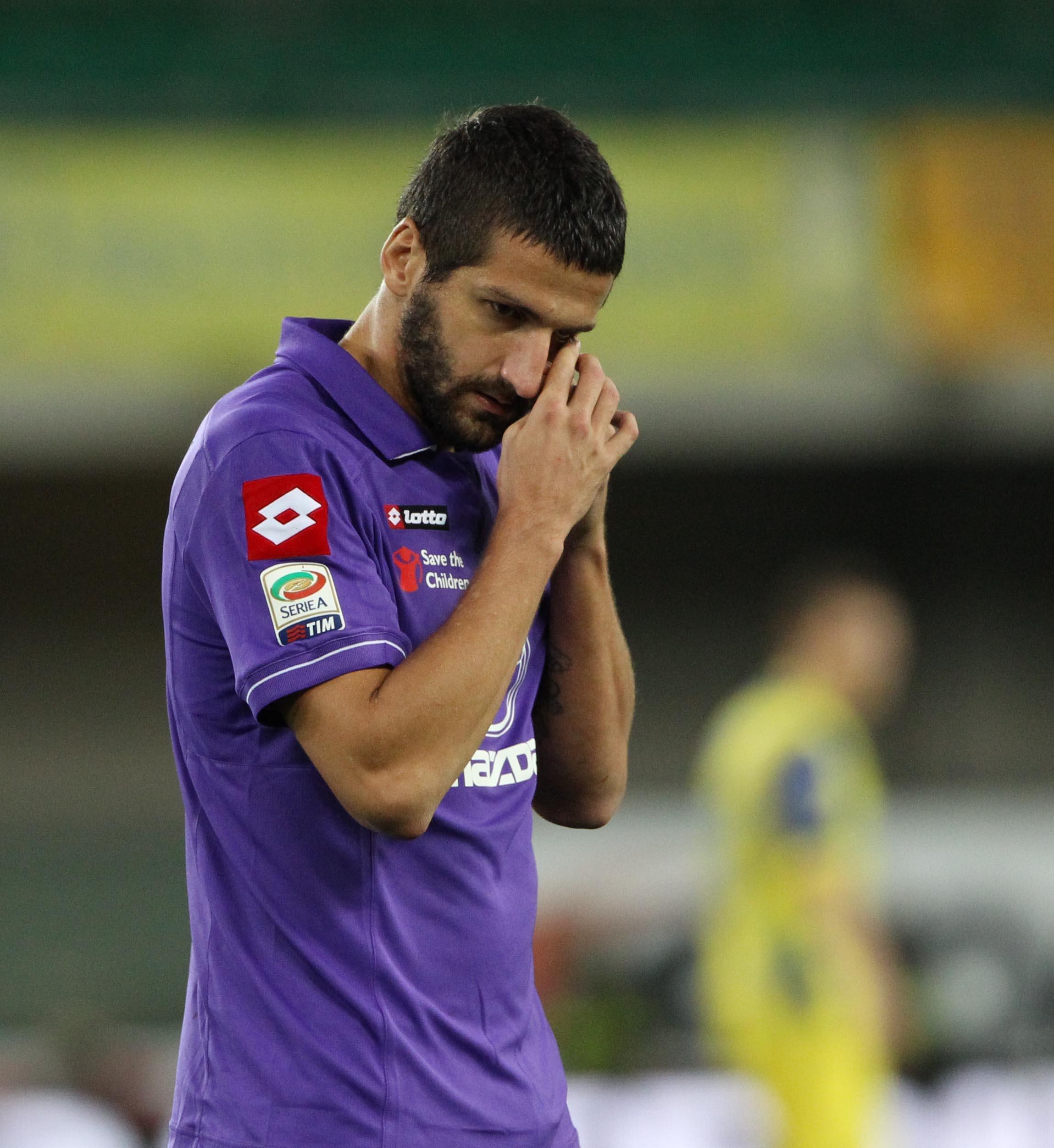 Alessandro Gamberini nel 2011 con la maglia della Fiorentina