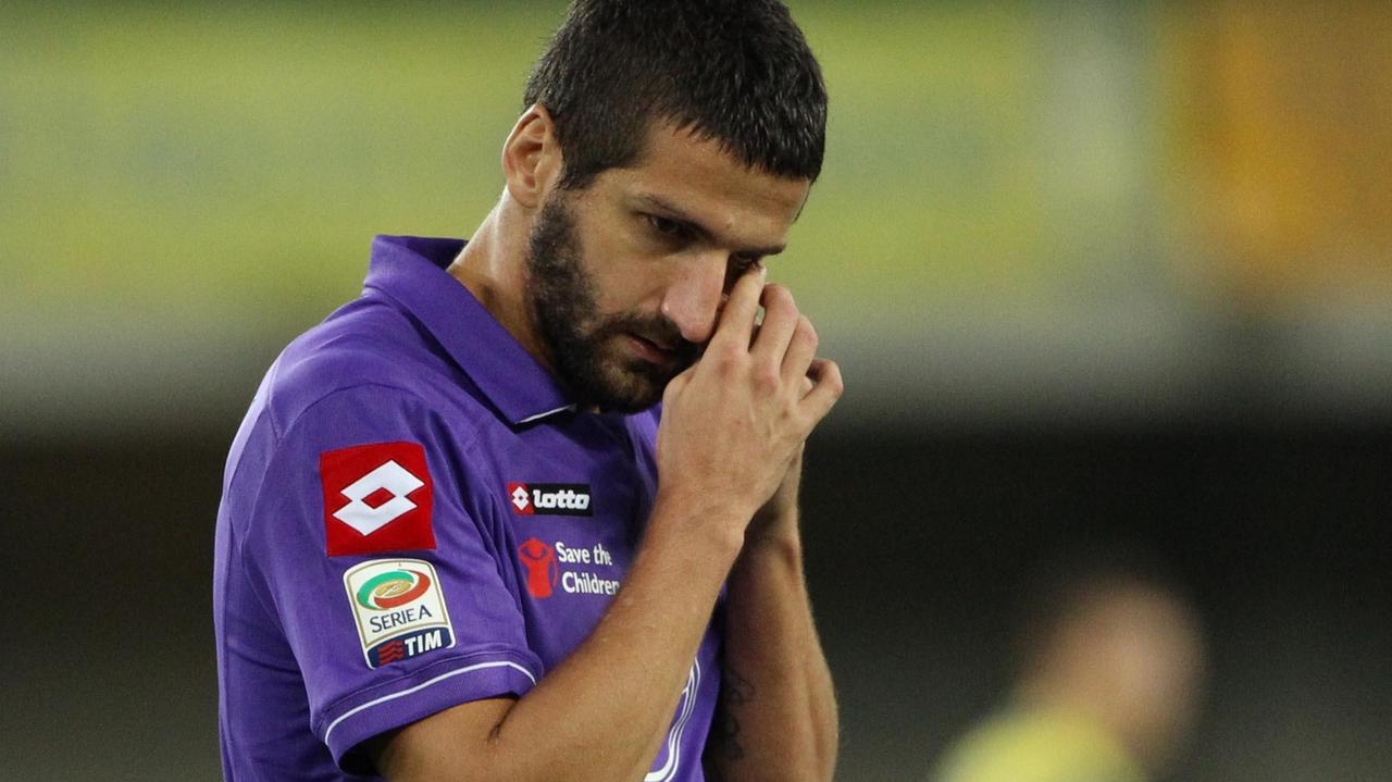 Alessandro Gamberini nel 2011 con la maglia della Fiorentina