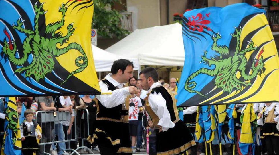 Il magico 2016 degli sbandieratori 