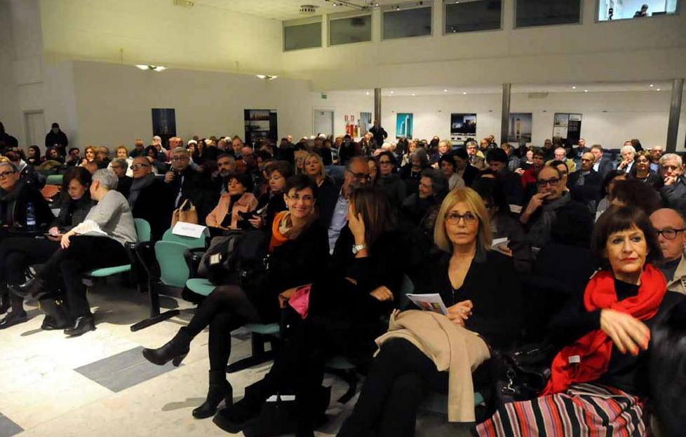Un pasticca al dì per ogni apuano Boom di farmaci 