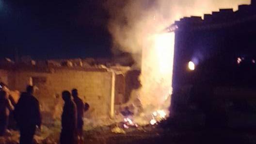 Mandas, incendio nella notte in un'azienda agricola: in fumo duemila balle di foraggio
