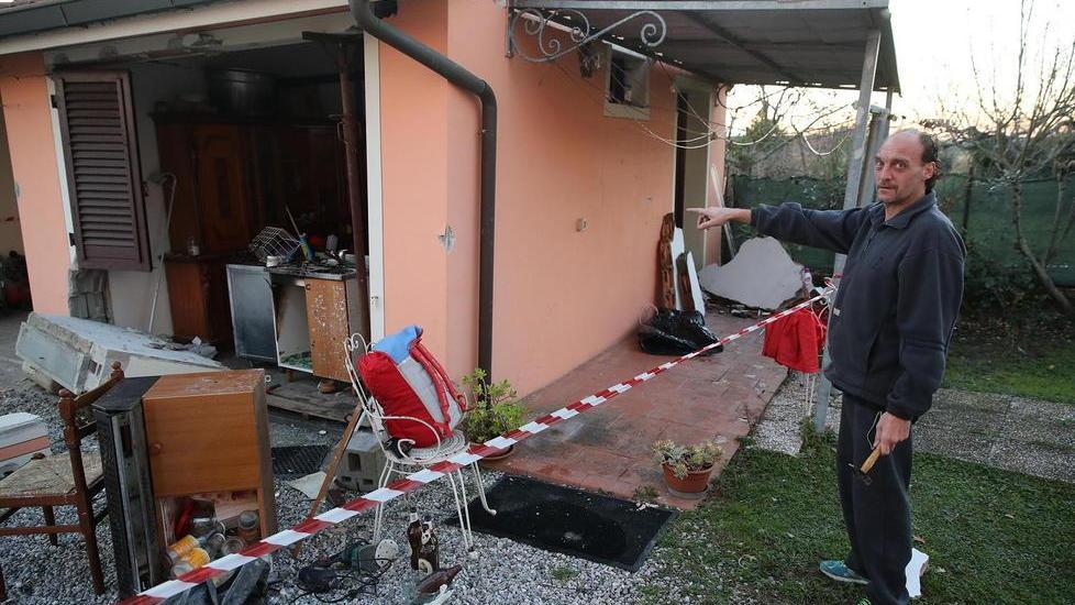 Esplode la dependance, salvi per miracolo