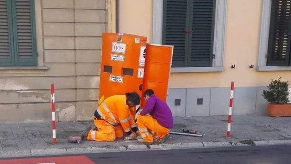 L'installazione di uno speed-check a Cerreto Guidi