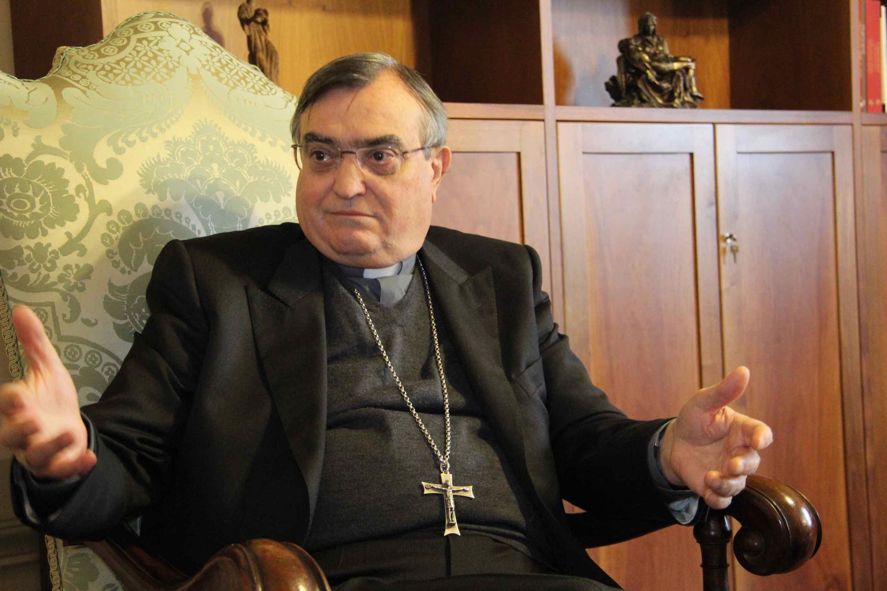 Il vescovo Franco Agostinelli