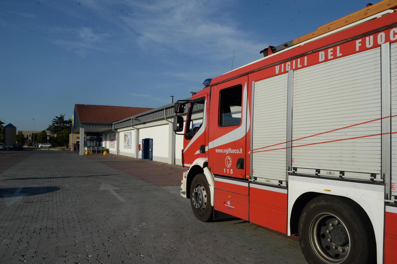 Un intervento dei vigili del fuoco (foto di repertorio)