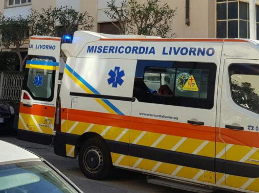 Due giorni a terra in casa da solo Soccorso un uomo di 65 anni
