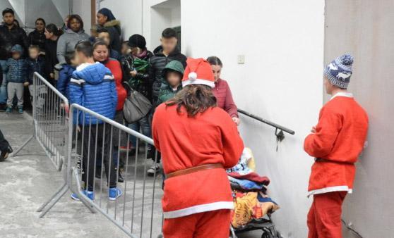 Sassari, Babbo Natale porta doni a duecento bambini 