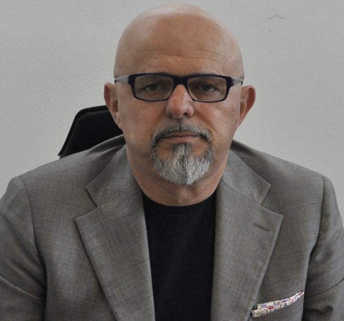 Socage compra Manotti (autogru) 