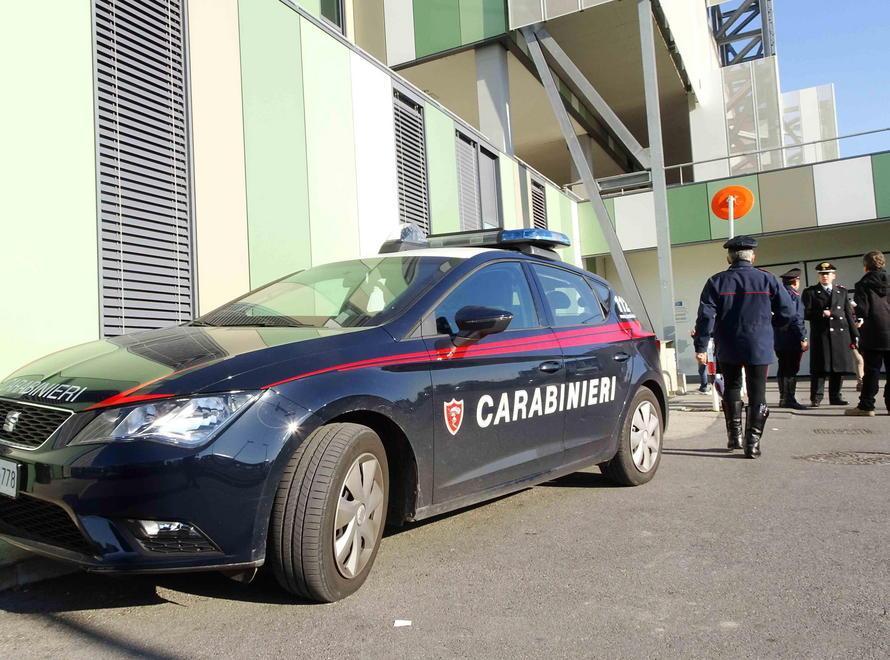 Infermiera ferita alla gola da un bandito 