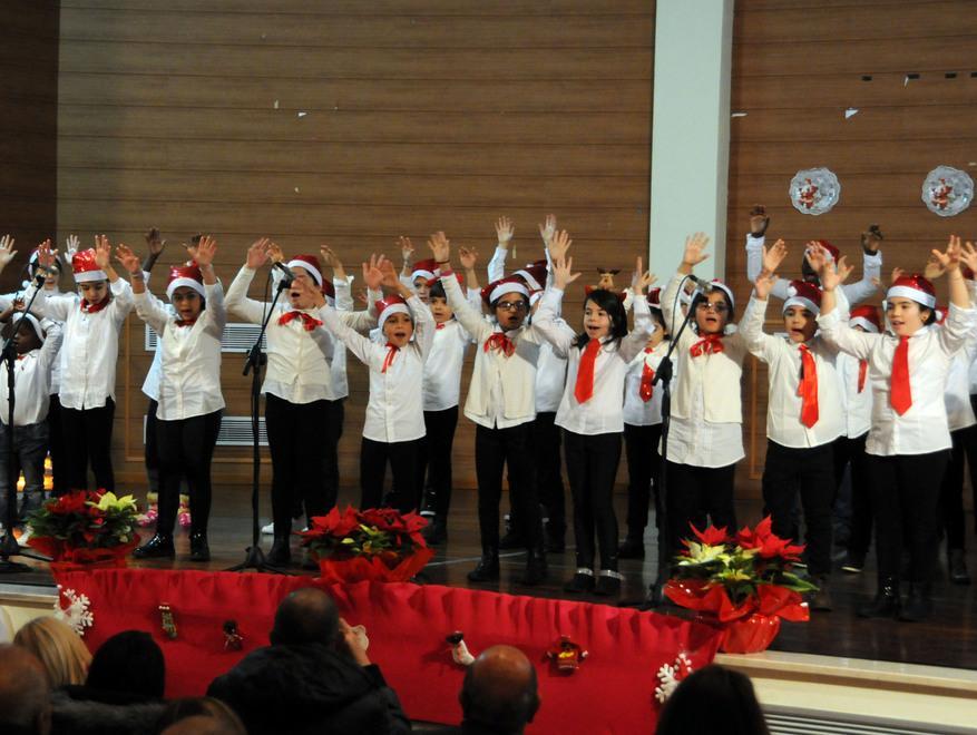Il regalo del “Coro di voci bianche” 